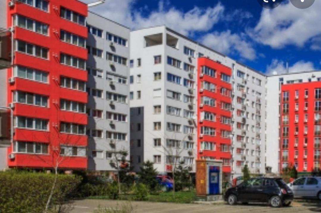 Arad Chic Apartament Uta Buitenkant foto